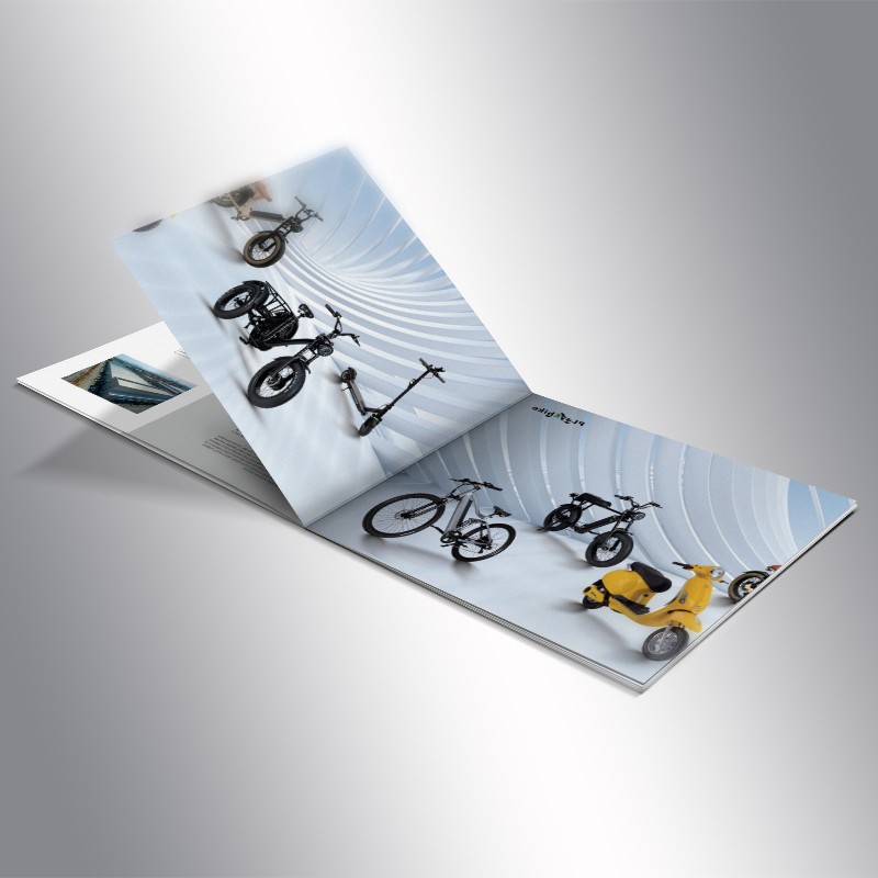 如何根據(jù)目標(biāo)市場的語言需求制作多語言版本的宣傳冊及畫冊，以提高信息的國際傳播效率和覆蓋面，并有效結(jié)合設(shè)計內(nèi)容進行呈現(xiàn)？