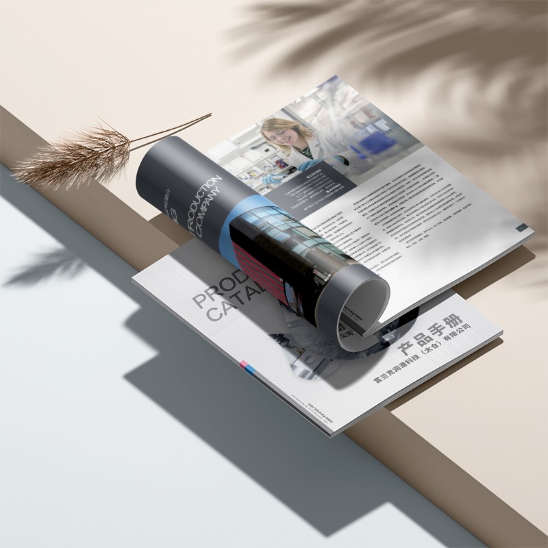 時尚畫冊設計的“走鋼絲藝術(shù)”：如何讓創(chuàng)意不飄，讓銷量不冷？